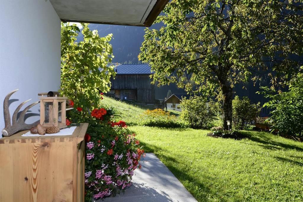 Haus Saler Silbertal Exterior foto